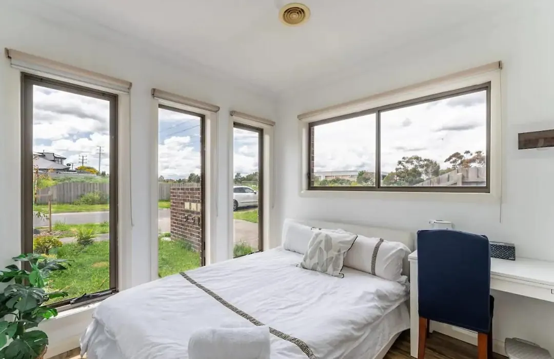 Melbourne Lovely Nest-1