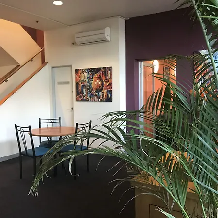 Smartstay Melbourne-3