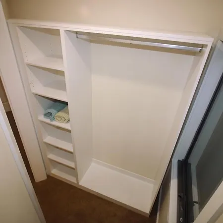Silver House - Melbourne Airport Accommodation - 7 Minutes From Melbourne Airport-3
